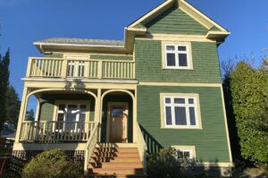 848 E 6th St, North Vancouver